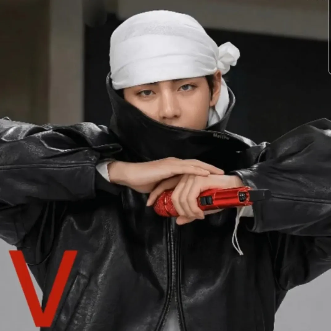 Foto terbaru V (BTS)