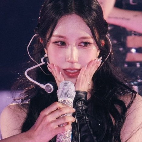 ミナ (TWICE)の最近の活動写真