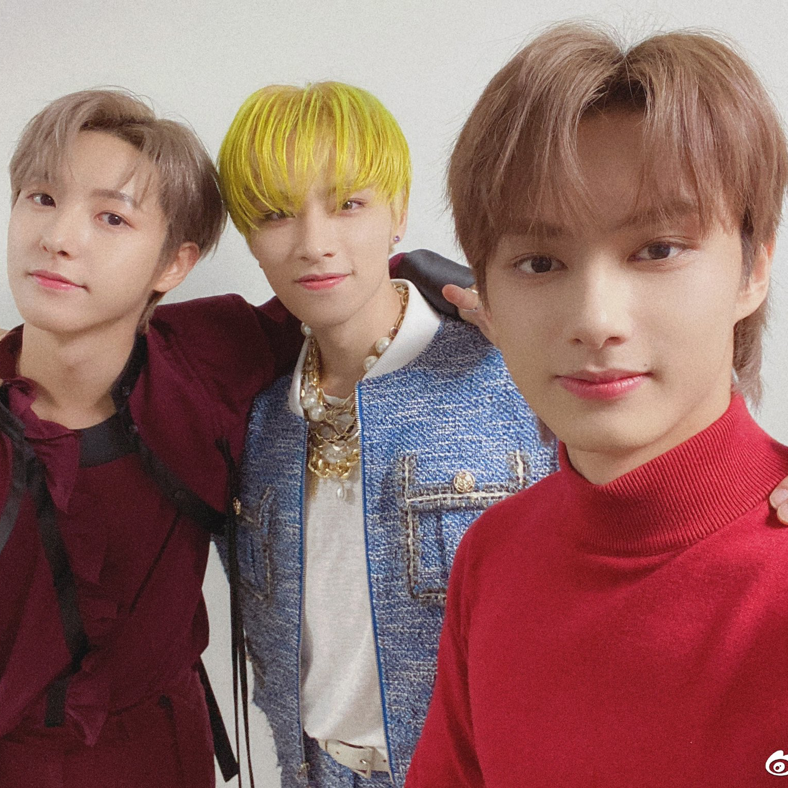 Behind-the-scenes cut of SEVENTEEN