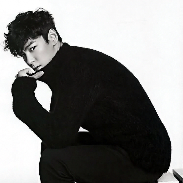 Behind-the-scenes cut of T.O.P