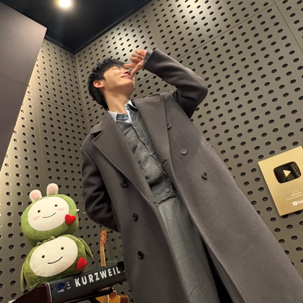 Recent activity shot of Jeon Woong (AB6IX)