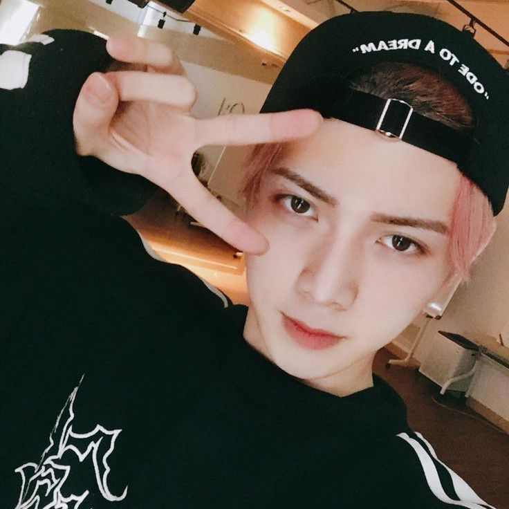 에이티즈의 비하인드 컷