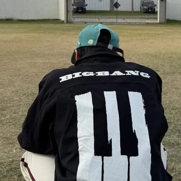 Recent activity shot of G-DRAGON (BIGBANG)