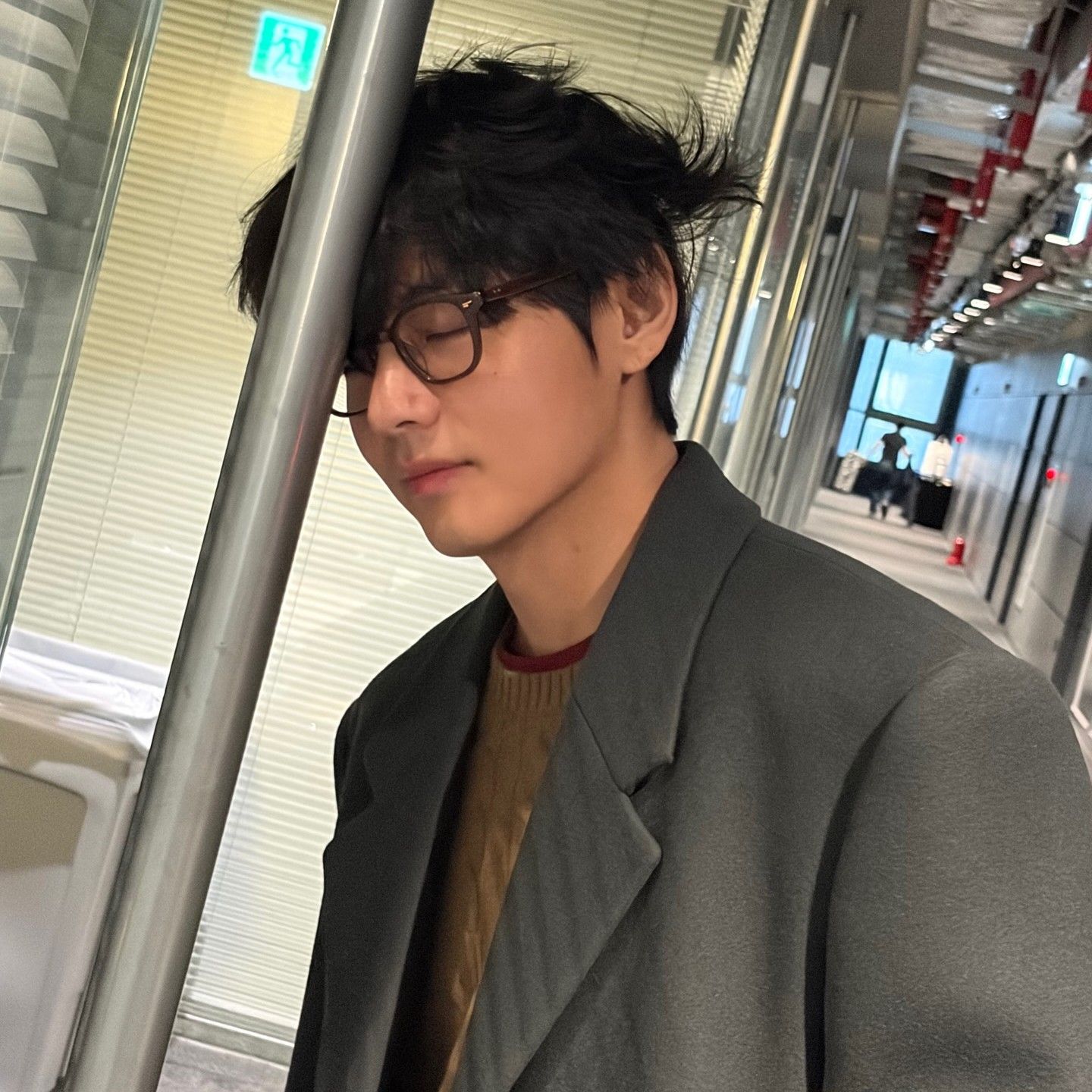 Recent activity shot of V (BTS)