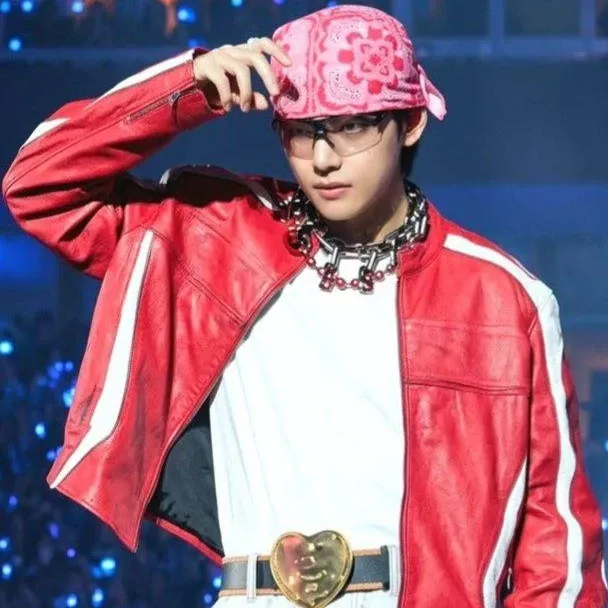 Foto terbaru V (BTS)