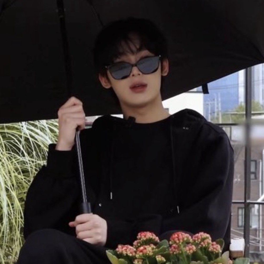 Latest photo of Sunoo (ENHYPEN)