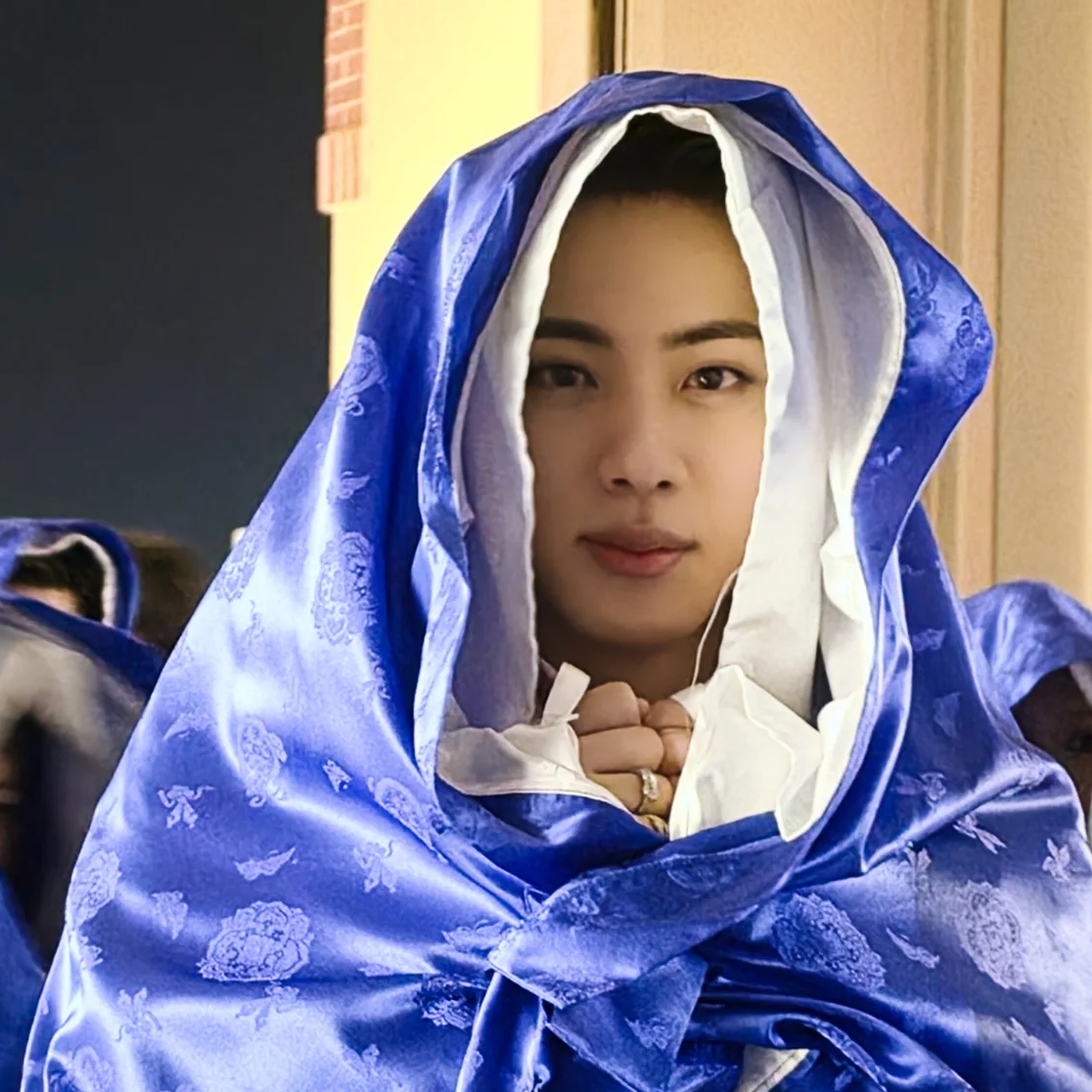 진 (방탄소년단) 최근 활동샷