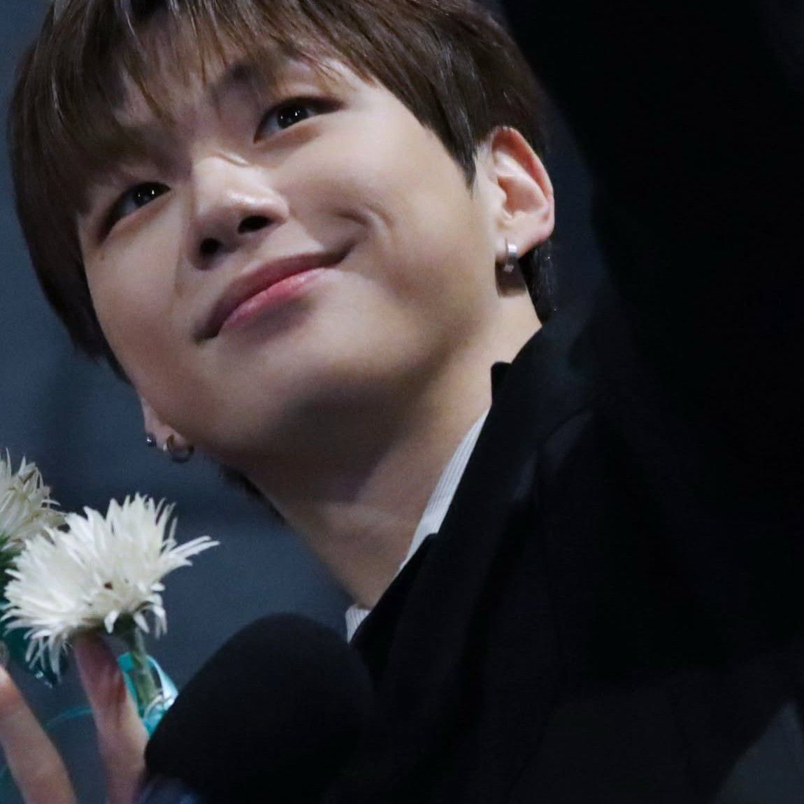 강다니엘의 최신 사진