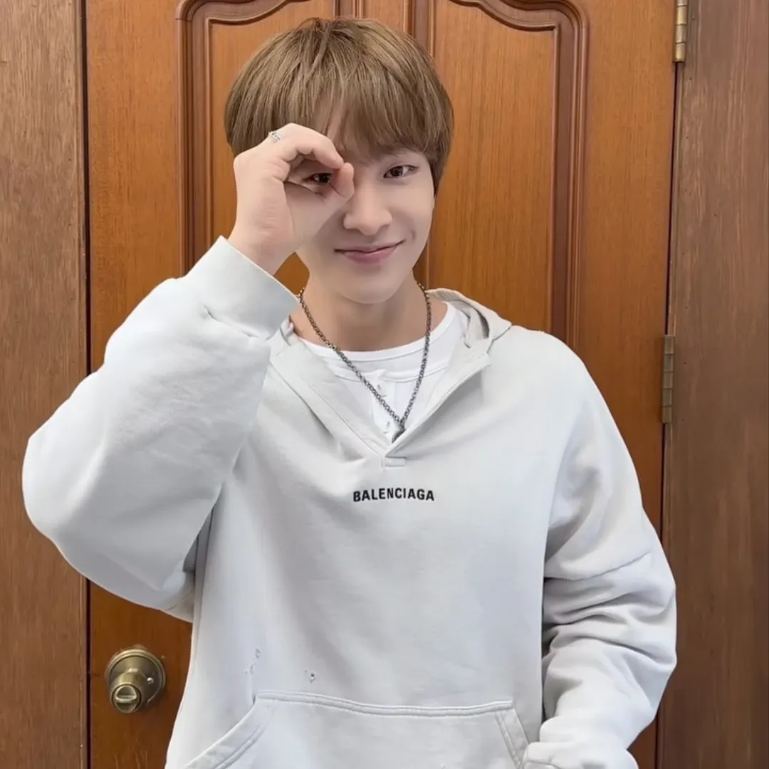 Latest photo of SHINee