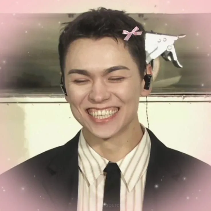 Behind-the-scenes cut of Vernon (SEVENTEEN)