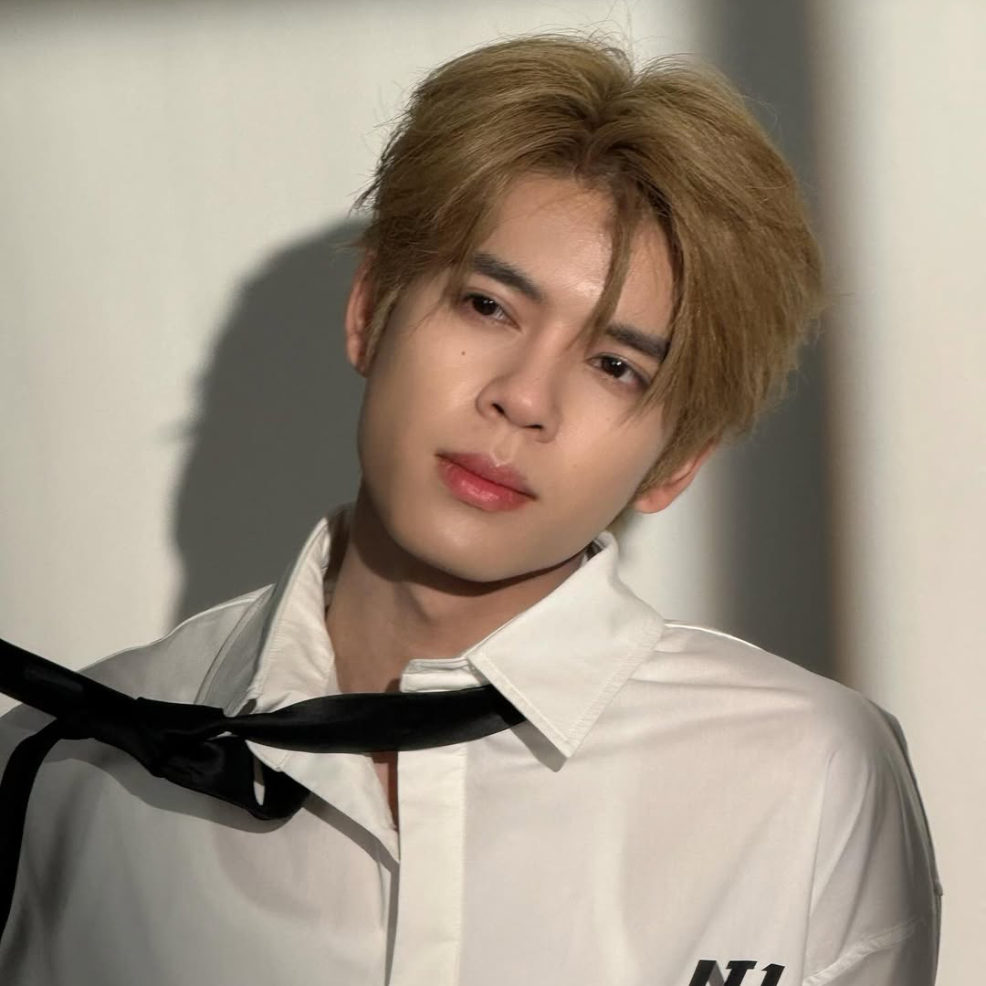 Behind-the-scenes cut of DORN (NexT1DE)