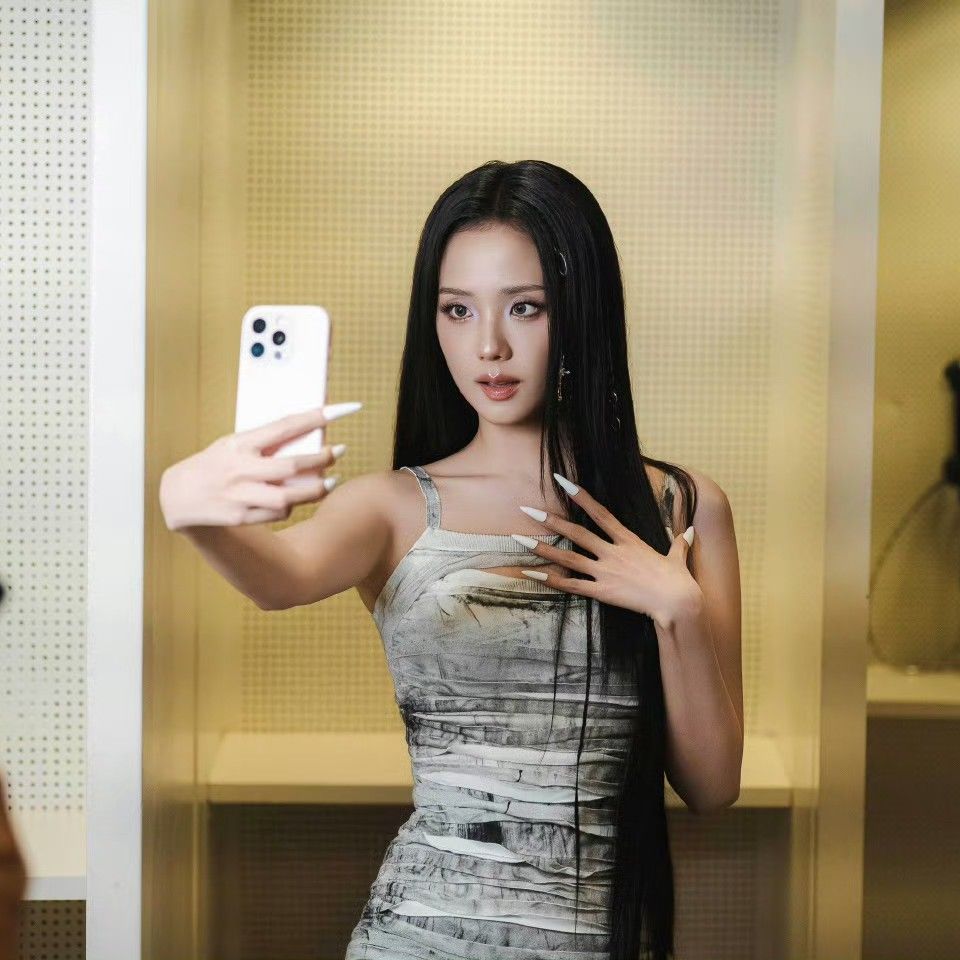 지수 (BLACKPINK) 최근 활동샷