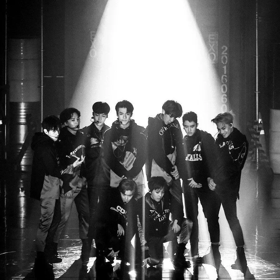 EXO의 최신 사진
