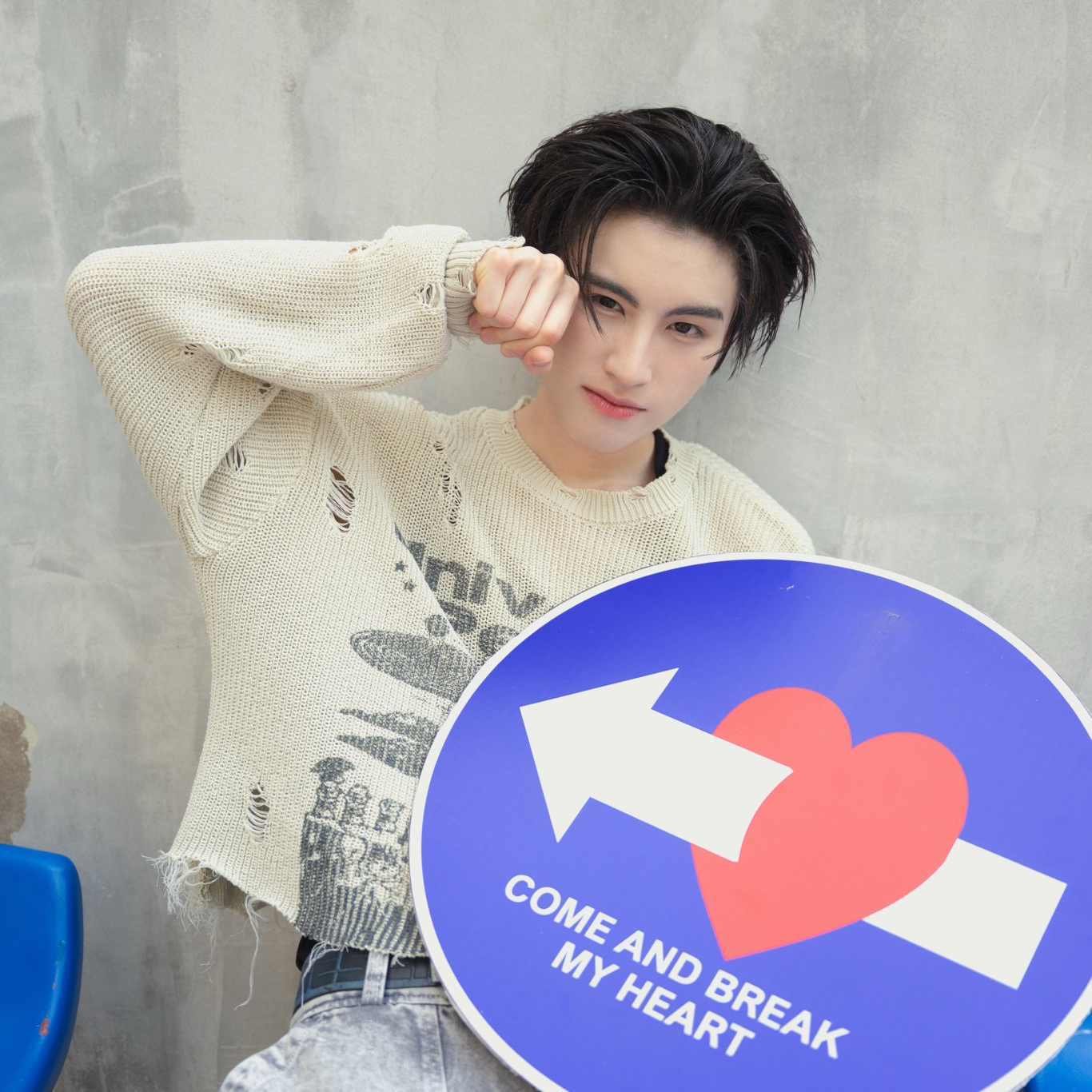 Behind-the-scenes cut of Aa (BUS)