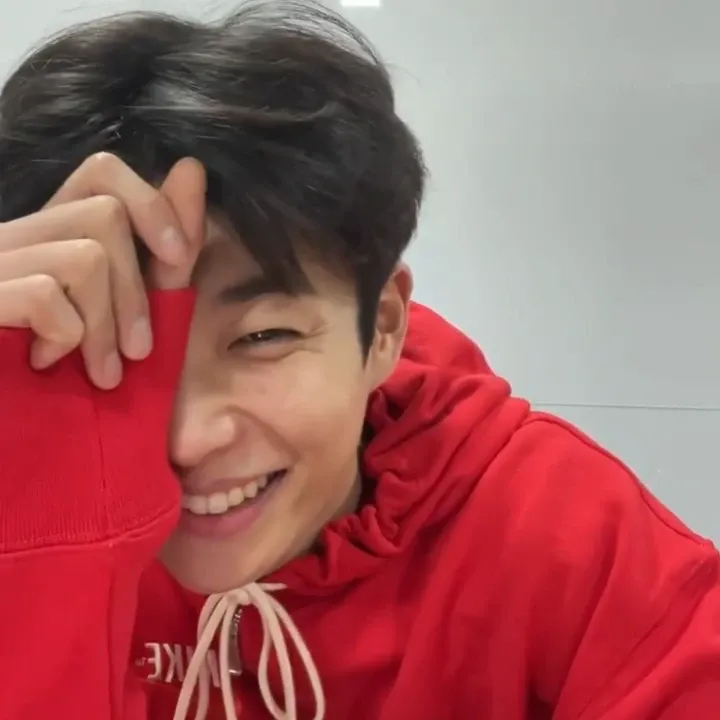아스트로의 비하인드 컷