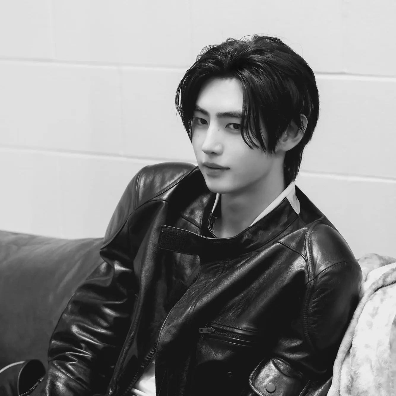 Foto terbaru Sunghoon (ENHYPEN)