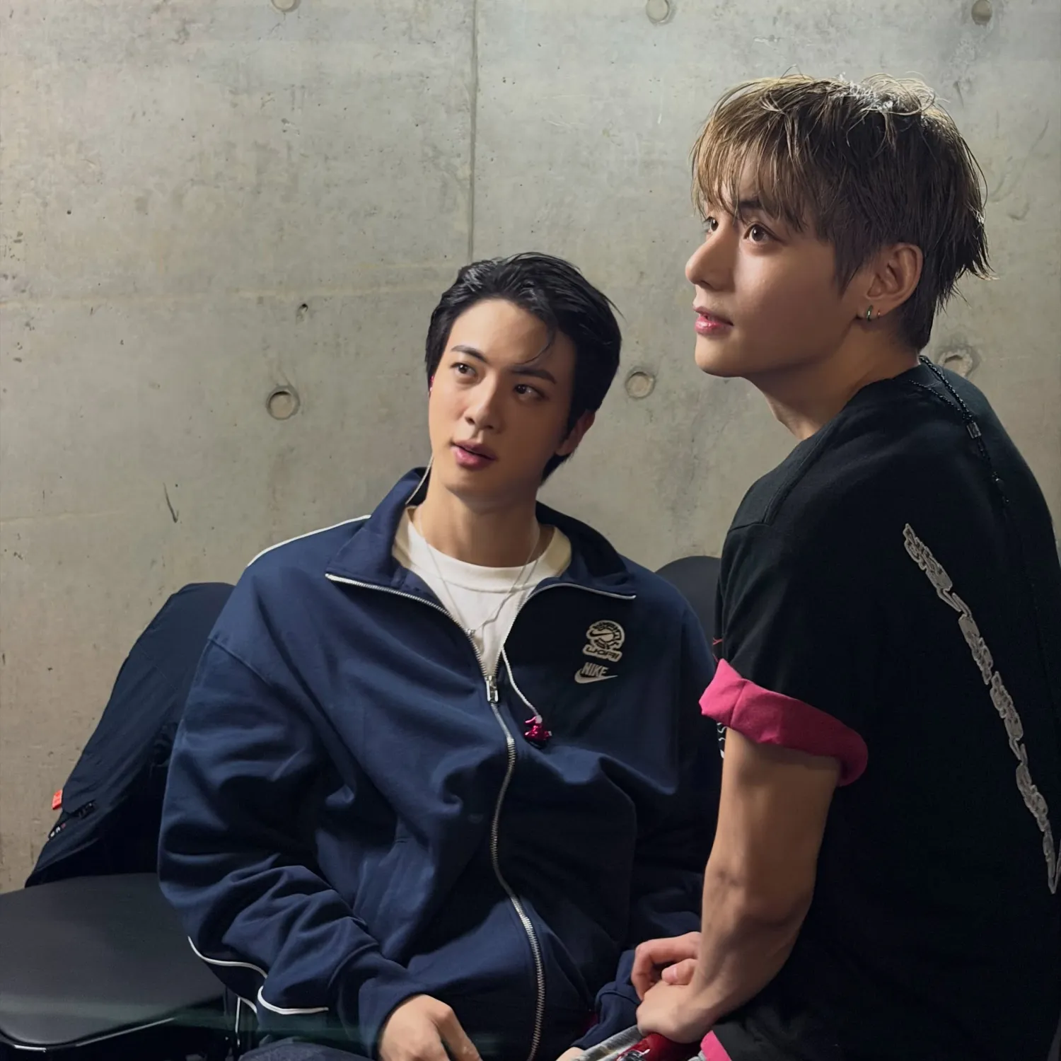 Behind-the-scenes cut of BTS