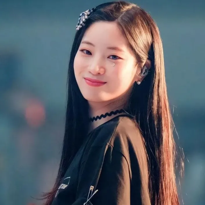 多賢 (TWICE)的幕後花絮