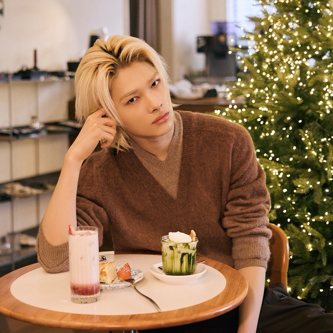 Foto terbaru NI-KI (ENHYPEN)