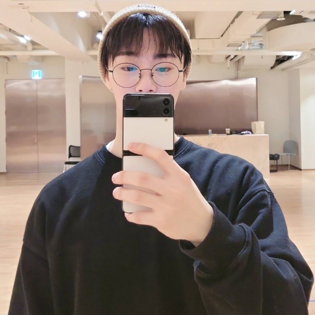 Behind-the-scenes cut of Moonbin (ASTRO)