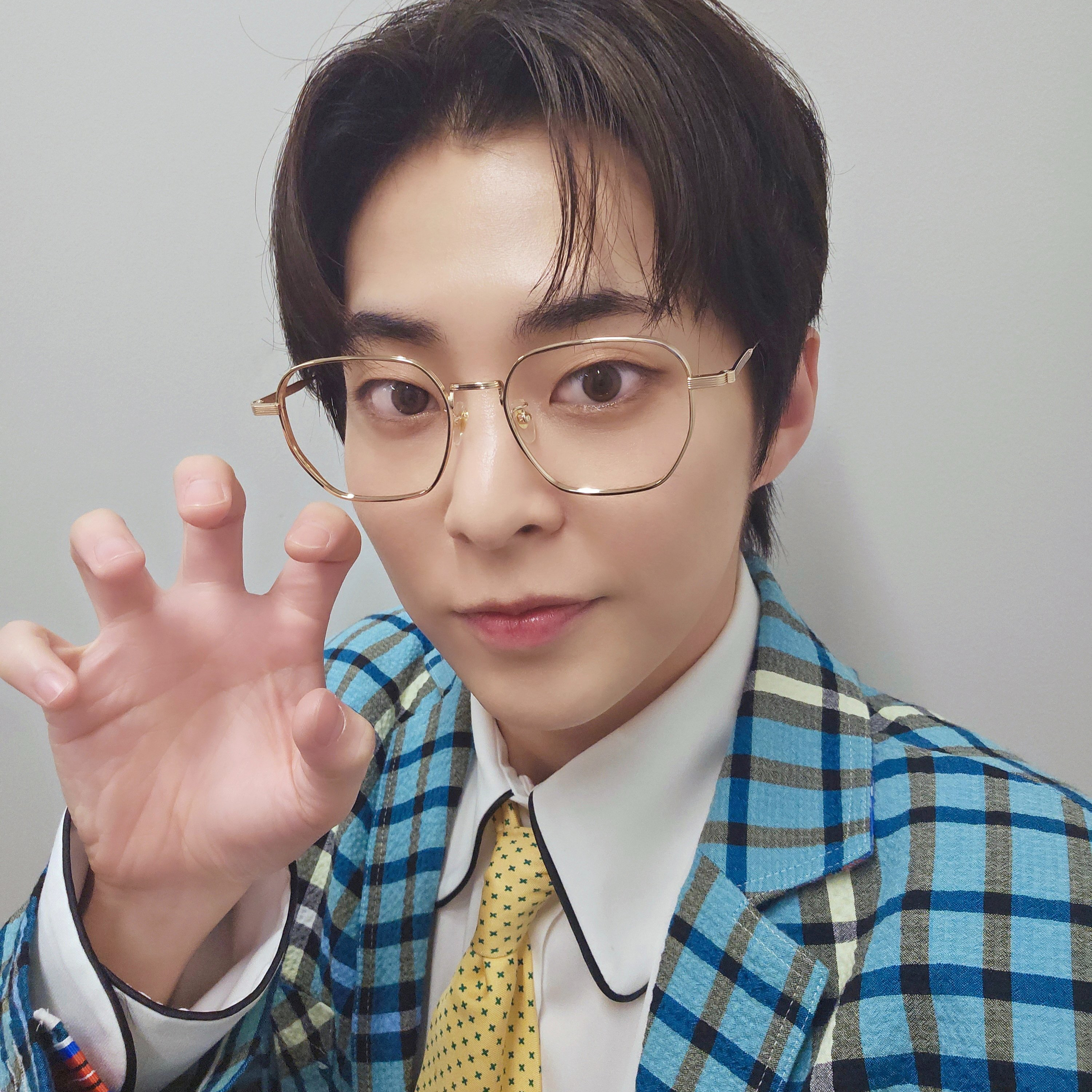 EXO의 비하인드 컷
