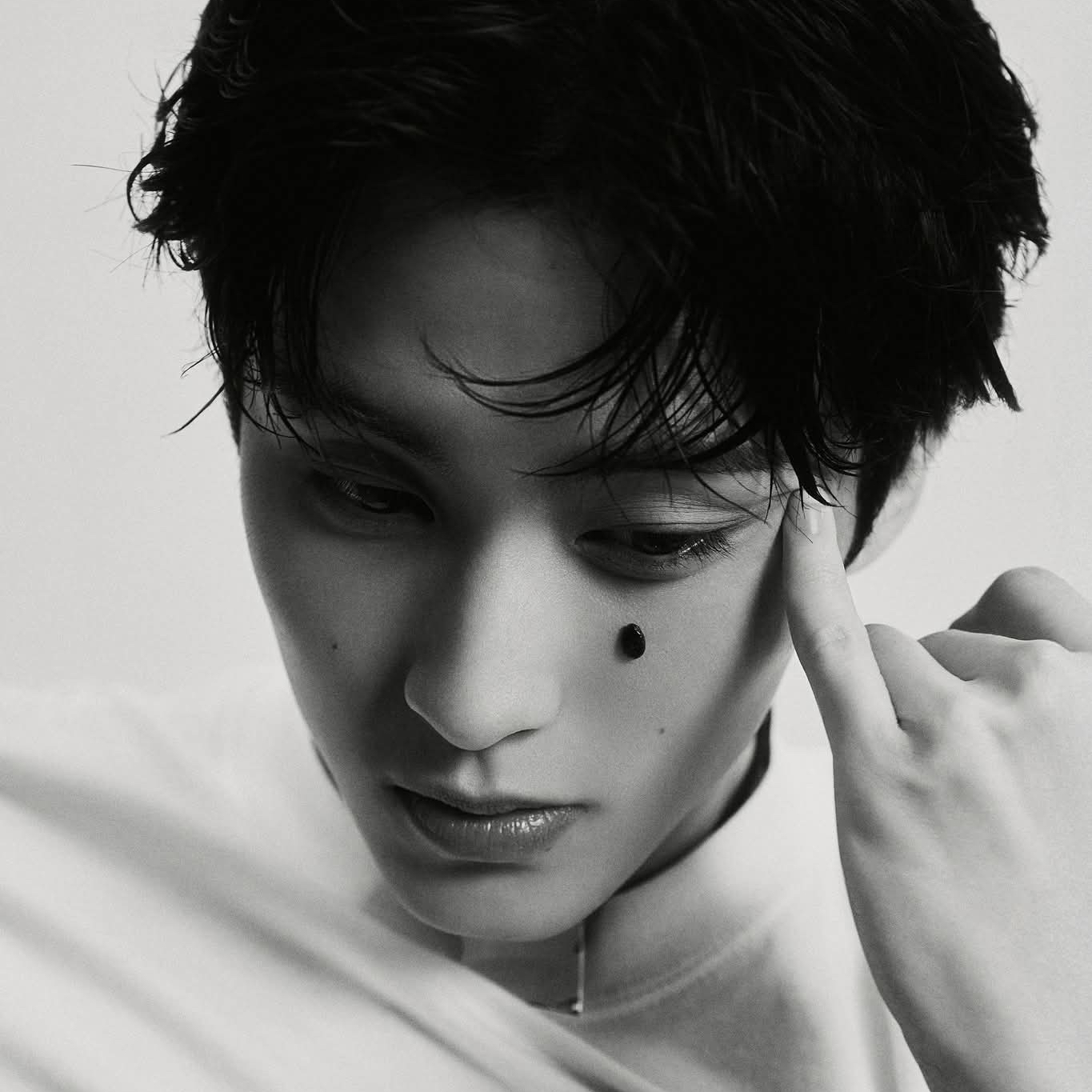 A moment captured by Mark (NCT 127, NCT DREAM)'s fan