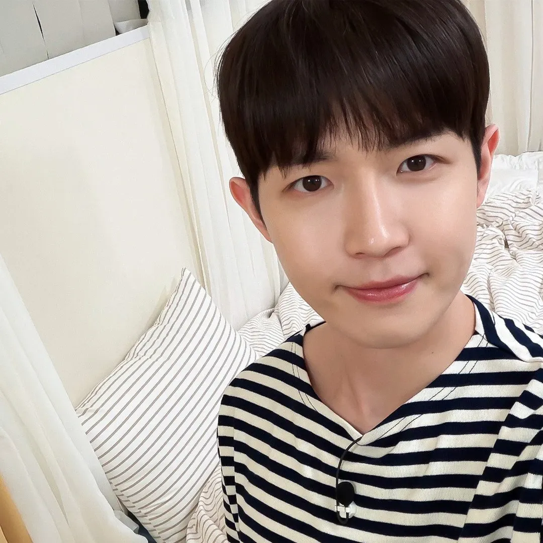 Foto terbaru Kim Jaehwan