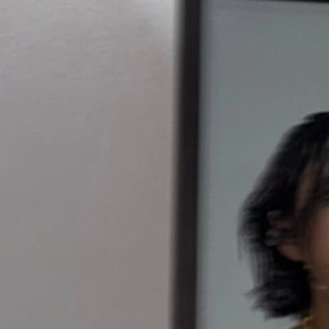 Latest photo of Hwasa (MAMAMOO)