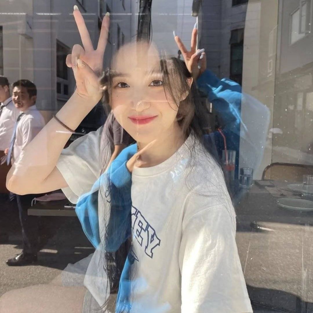 Recent activity shot of Shuhua (i-dle)
