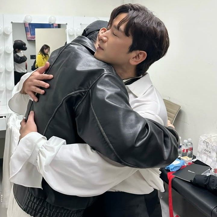 Behind-the-scenes cut of Lee Minwoo (SHINHWA)