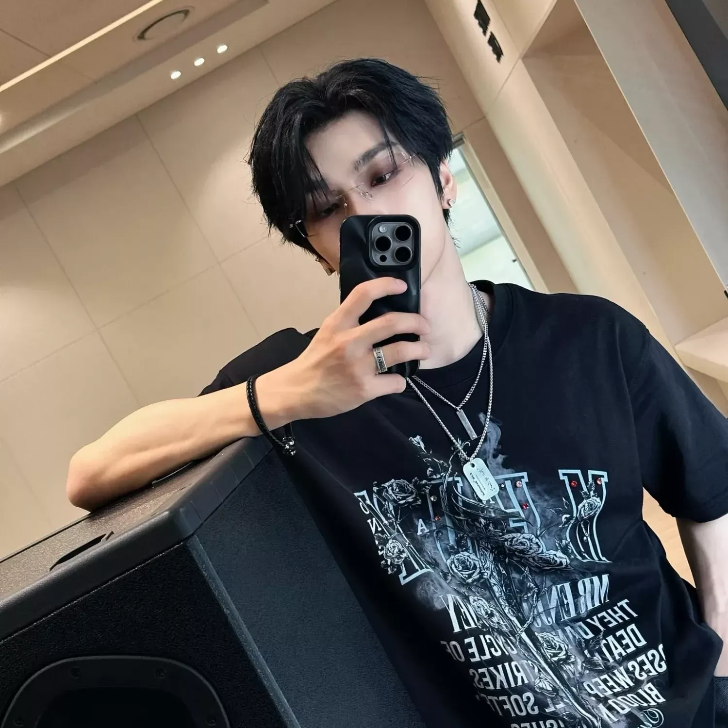 Behind-the-scenes cut of He Xinlong (ALPHA DRIVE ONE)