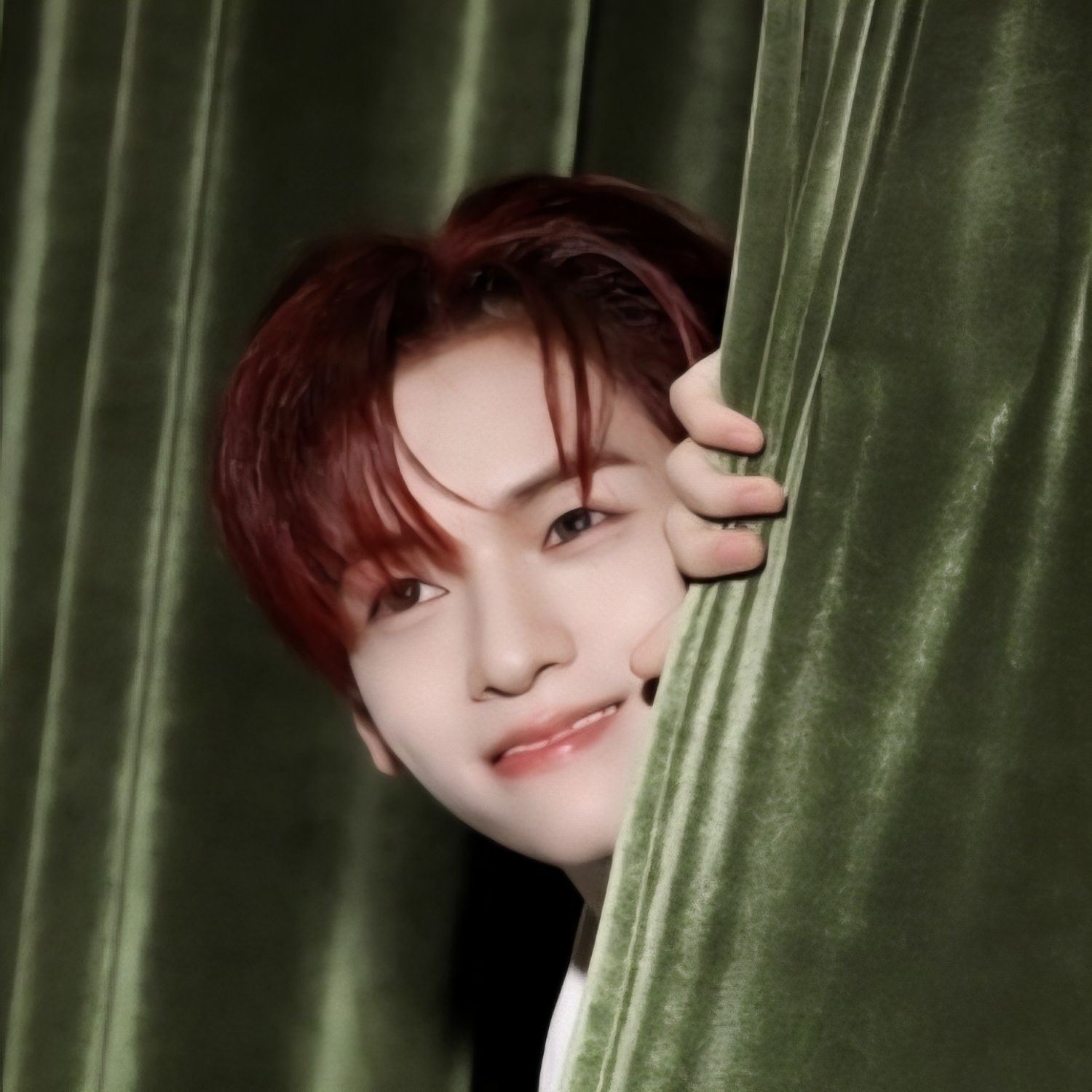 Behind-the-scenes cut of Sungyun (n.SSign)