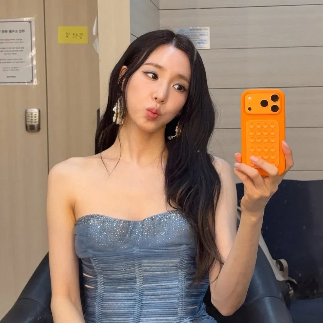 A moment captured by Tiffany Young (Girls' Generation)'s fan