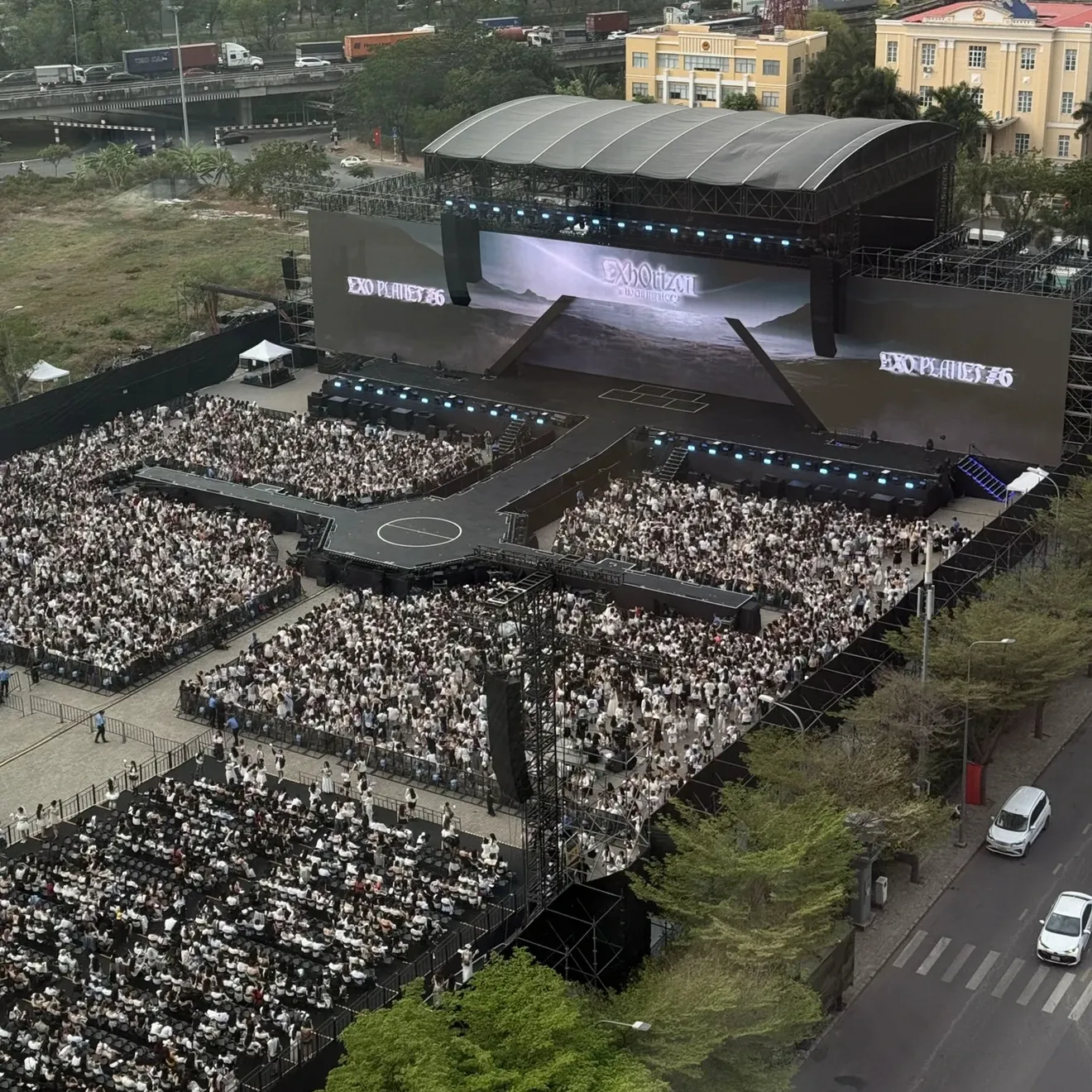 A moment captured by EXO's fan