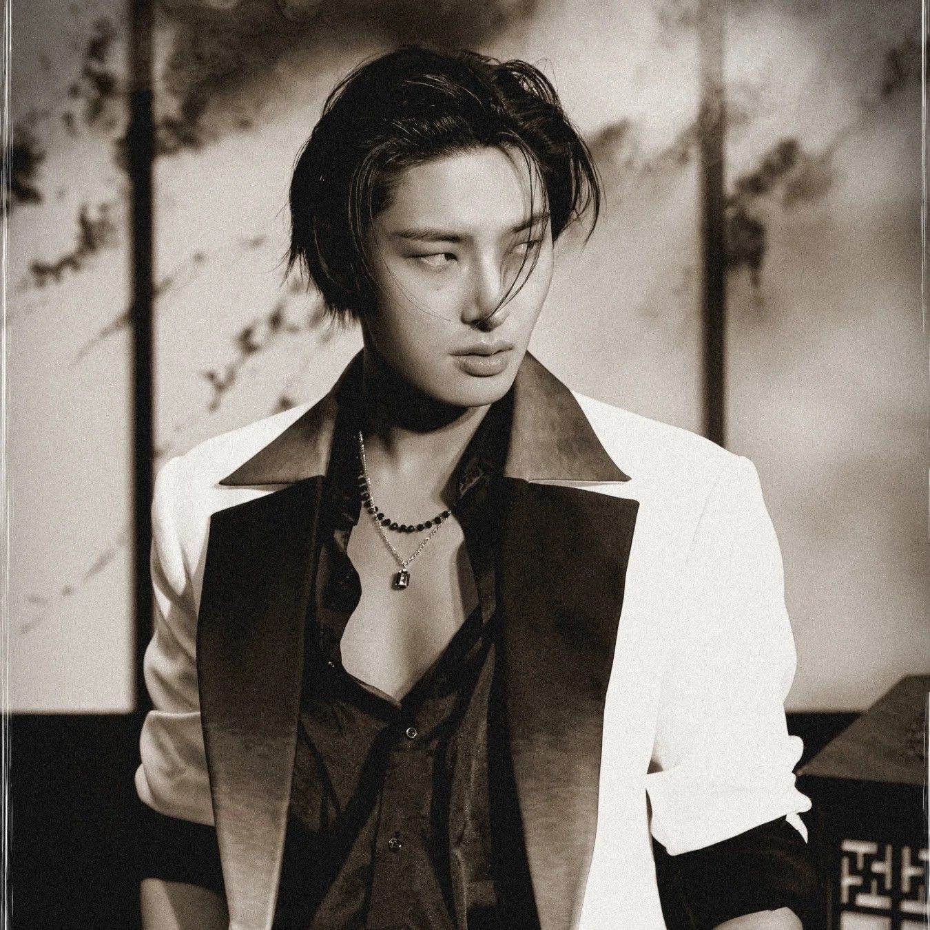 Behind-the-scenes cut of Mingi (ATEEZ)