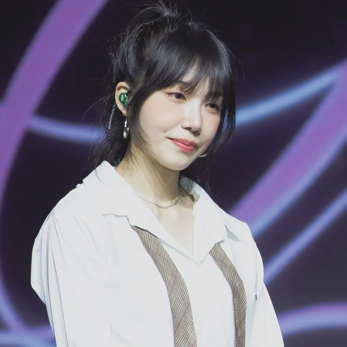 Behind-the-scenes cut of Jeong Eunji (Apink)