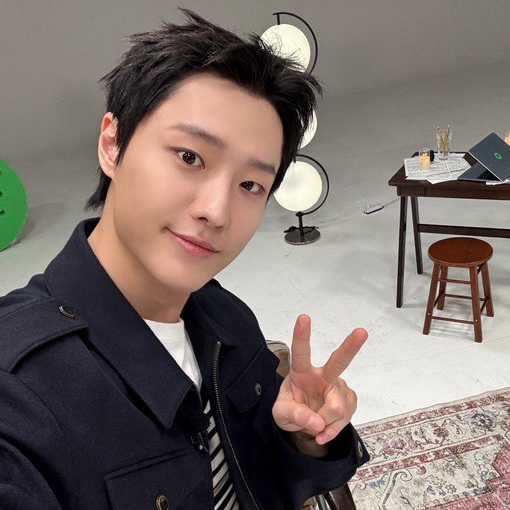 A moment captured by WOODZ's fan