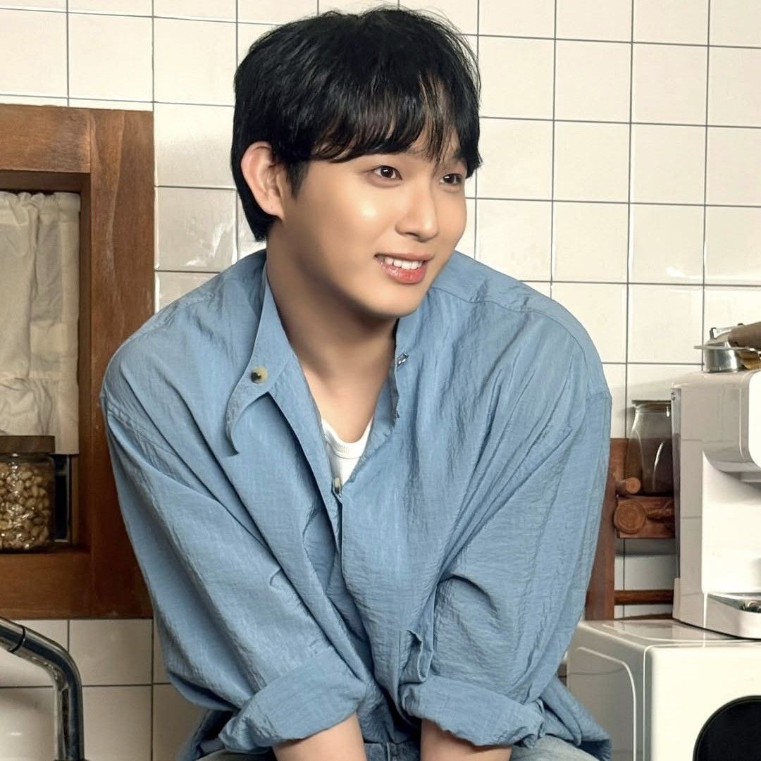 Latest photo of Lim Hyunsik (BTOB)