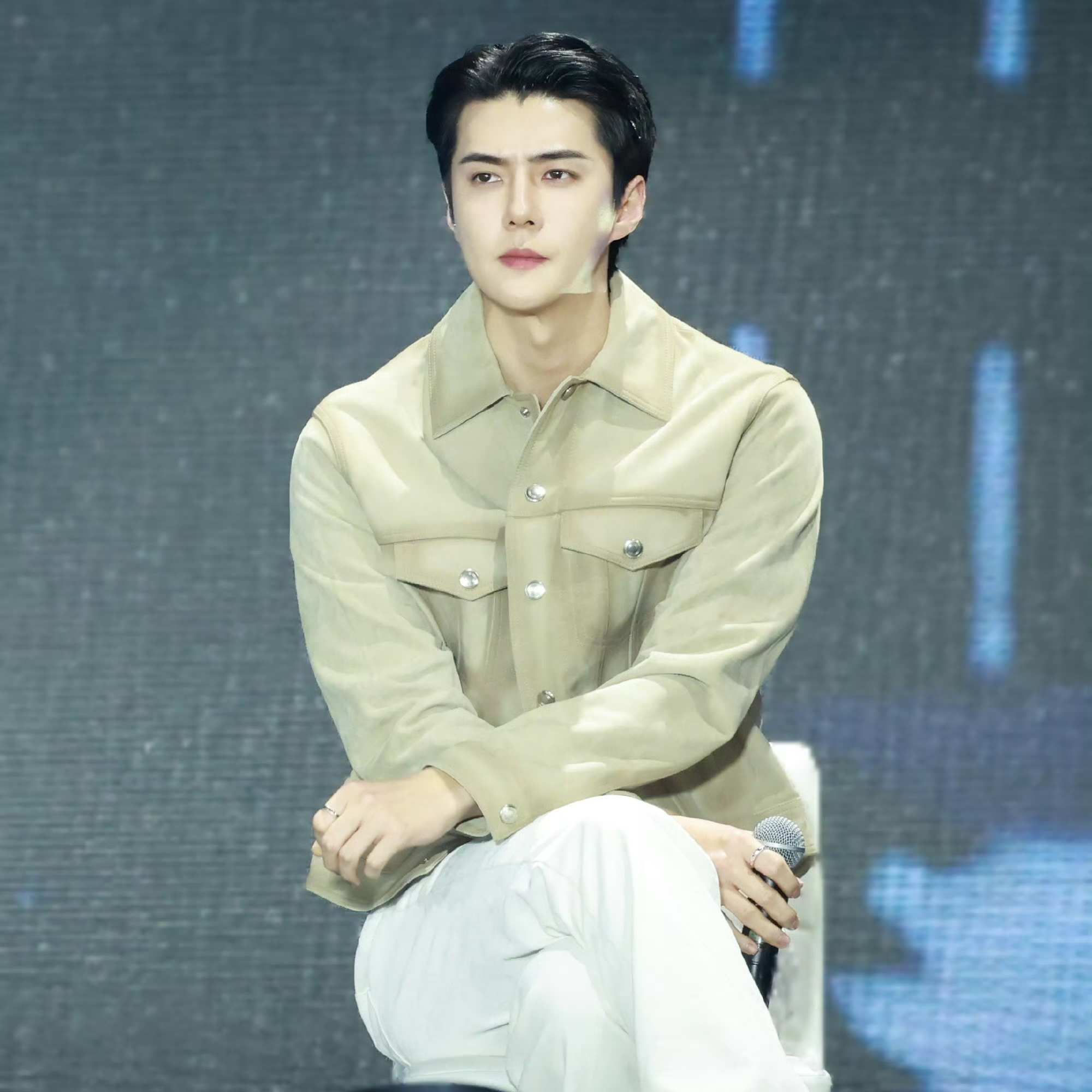 세훈 (EXO)의 비하인드 컷