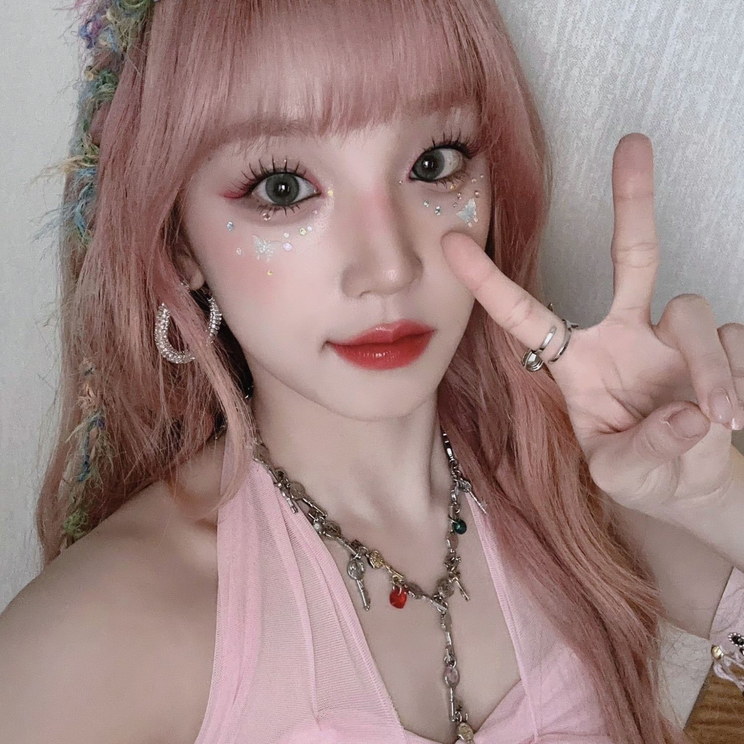 Recent activity shot of Yuqi (i-dle)