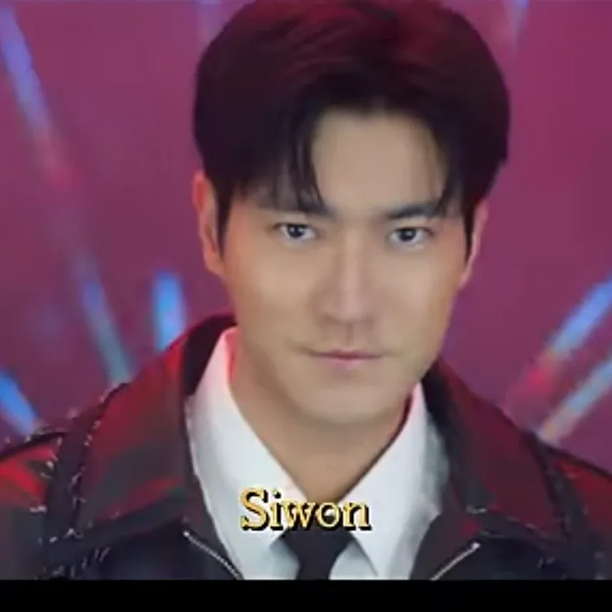 Behind-the-scenes cut of Siwon (Super Junior)