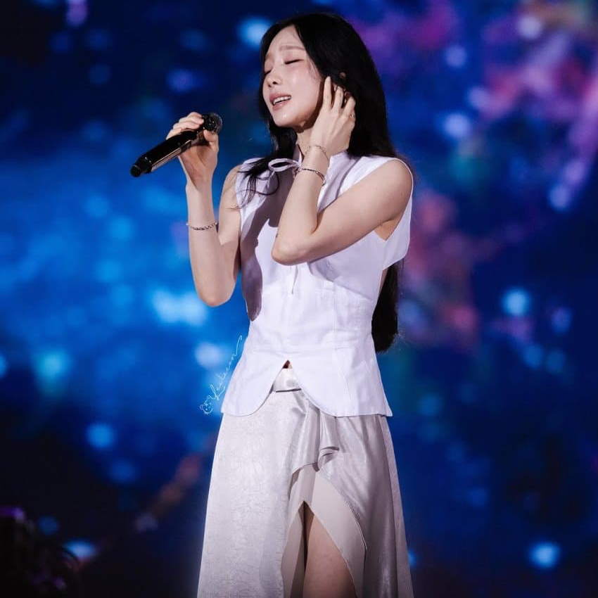 Recent activity shot of Taeyeon (Girls' Generation)
