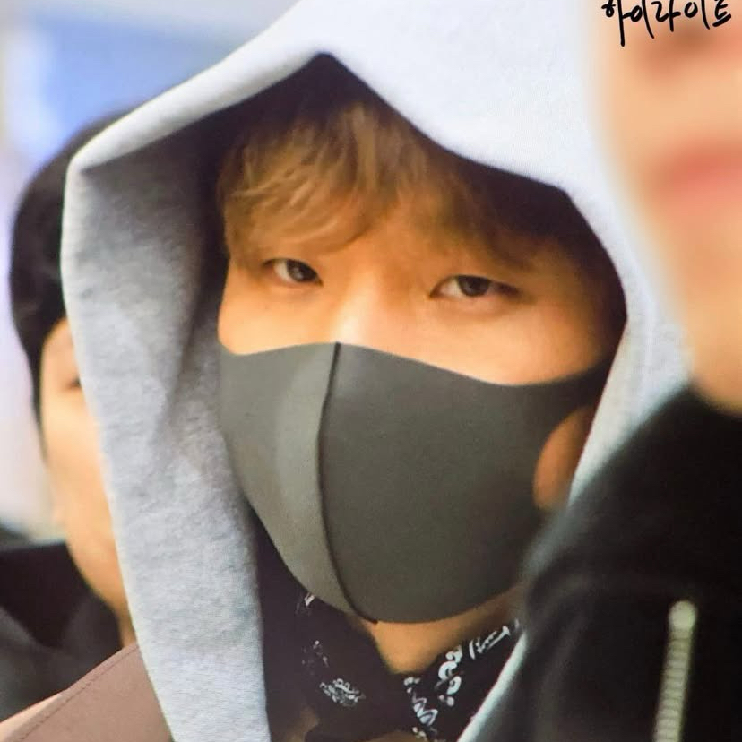 大声 (BIGBANG)的最新活动照片