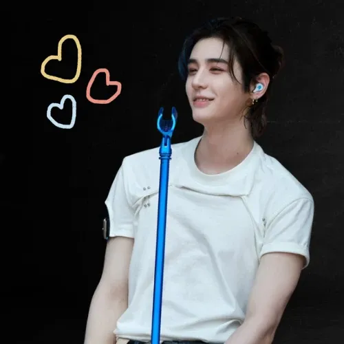 A moment captured by Leehan (BOYNEXTDOOR)'s fan