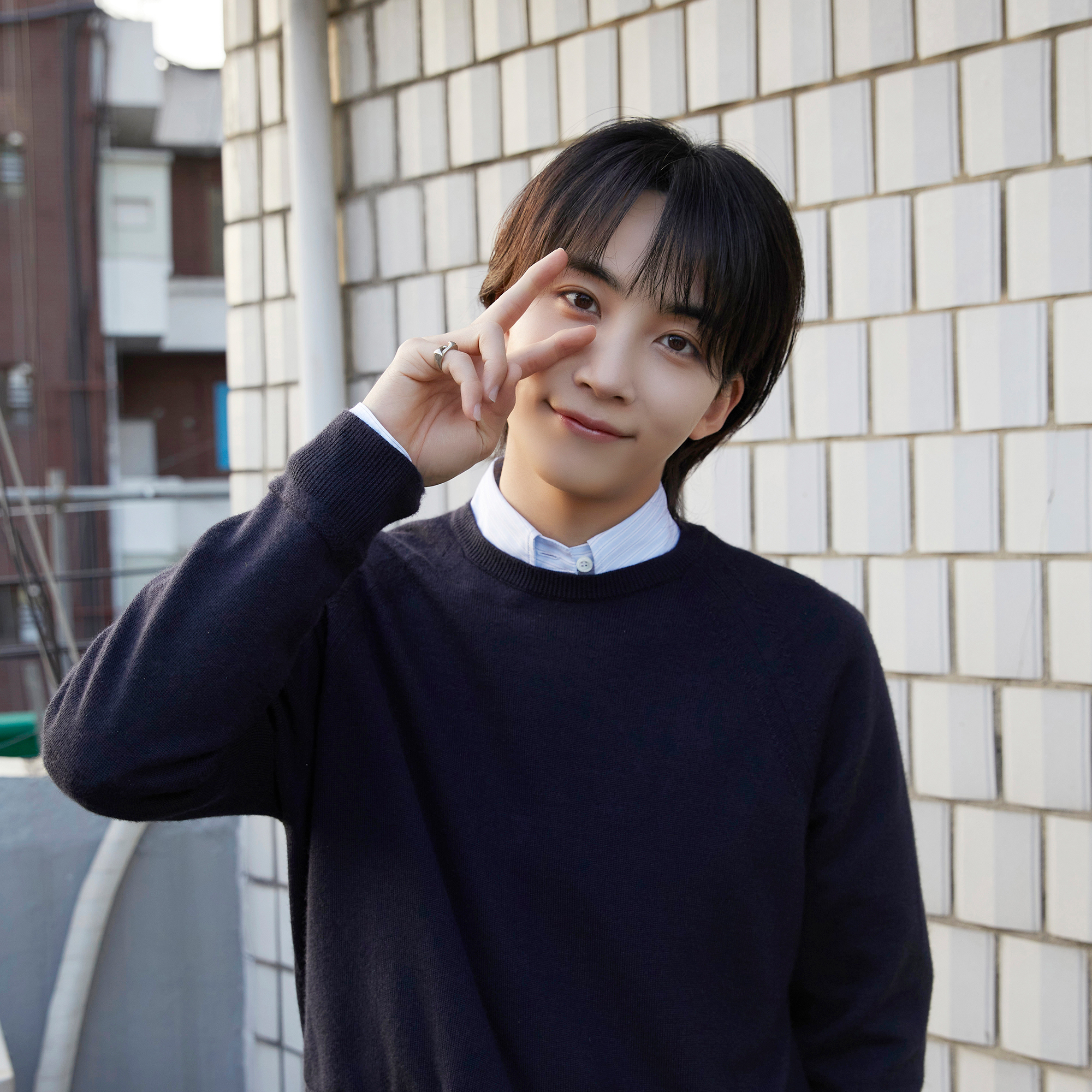 A moment captured by Jeonghan (SEVENTEEN)'s fan