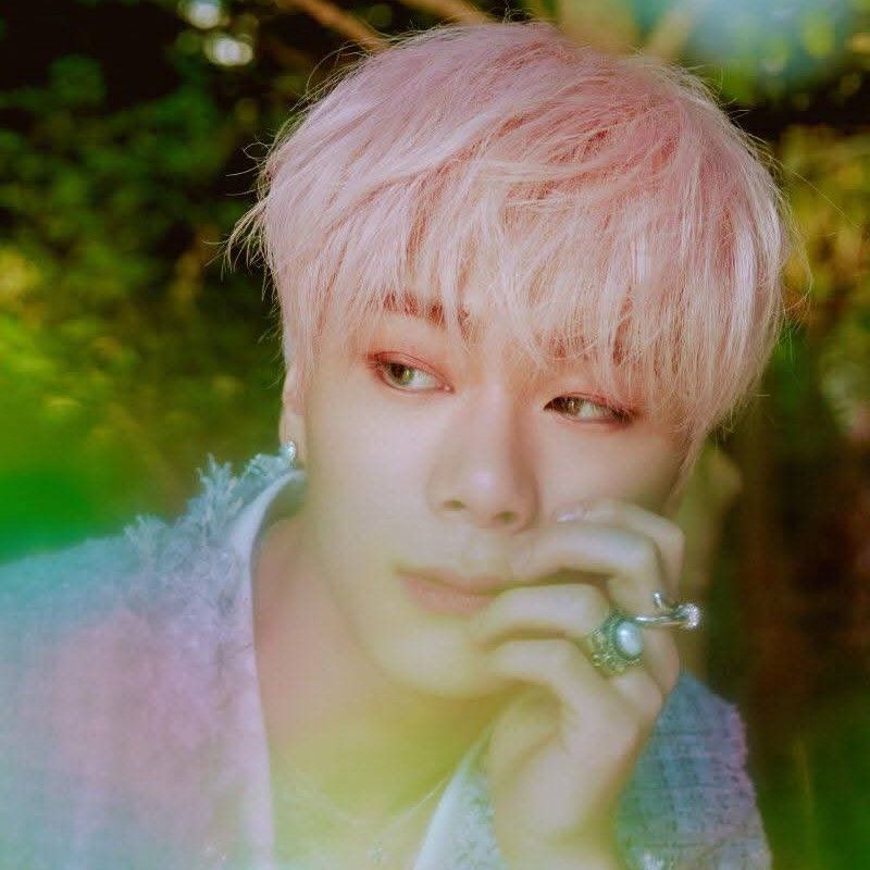 Latest photo of Moonbin (ASTRO)