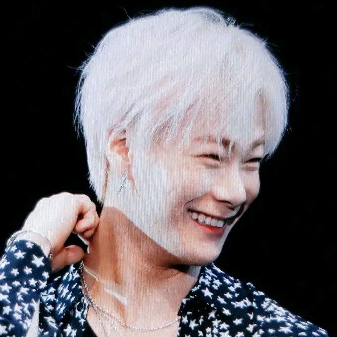 Recent activity shot of Eunwoo (ASTRO)