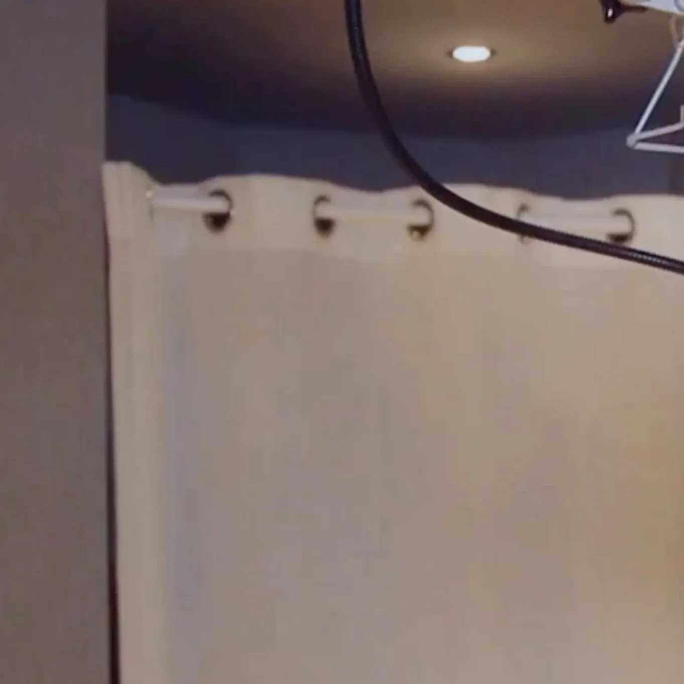 Recent activity shot of Lee Eunsang (YOUNITE)