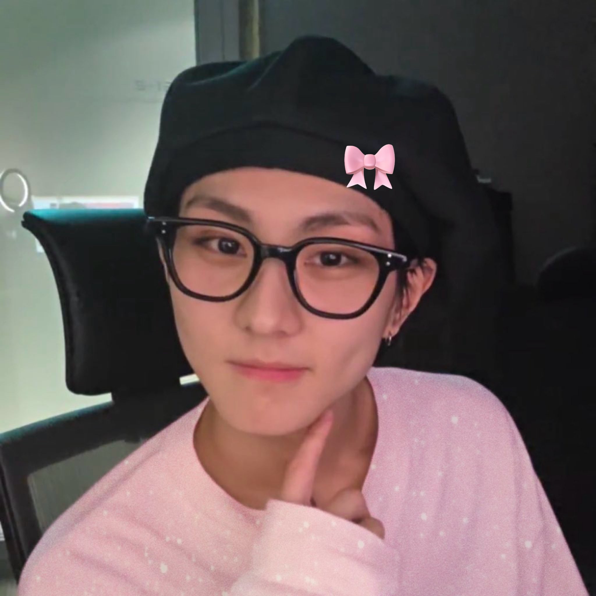 Latest photo of Jungwon (ENHYPEN)