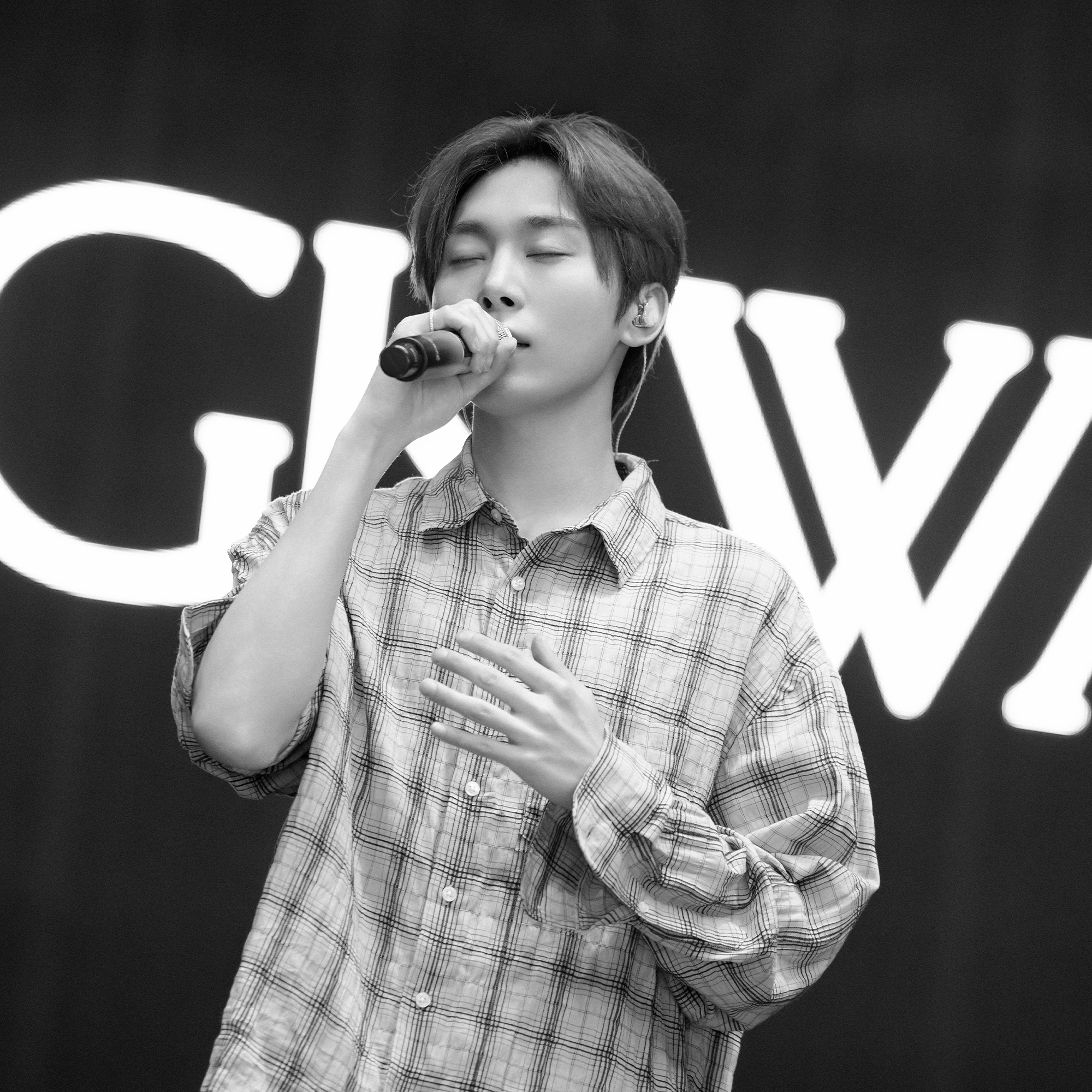 胜宽 (SEVENTEEN)的最新照片